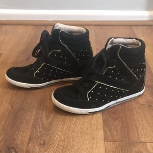Follie Quilted Leather Wedge Sneakers